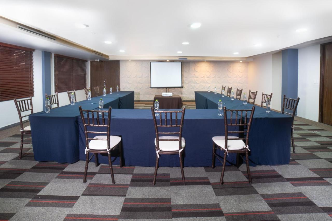 Four Points By Sheraton Saltillo Zewnętrze zdjęcie