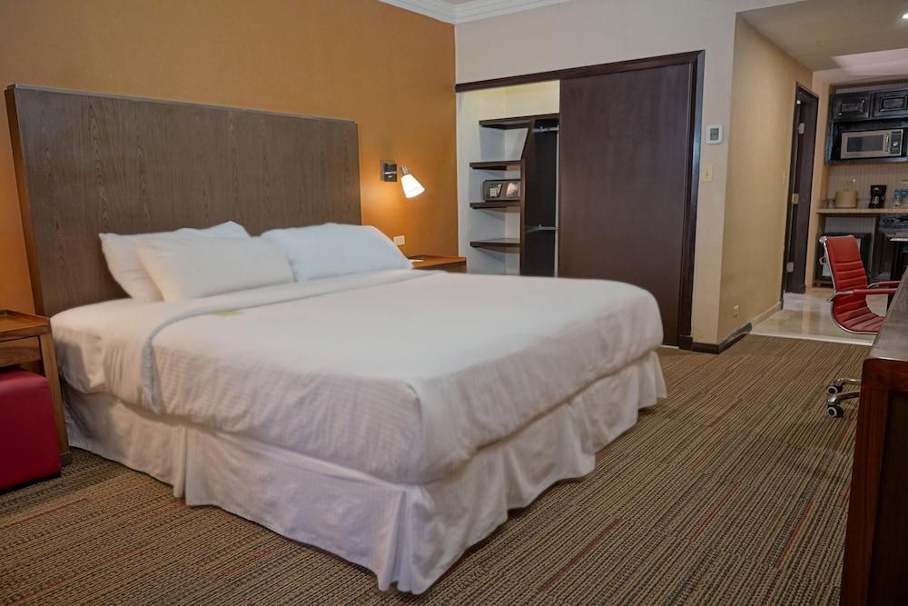 Four Points By Sheraton Saltillo Zewnętrze zdjęcie